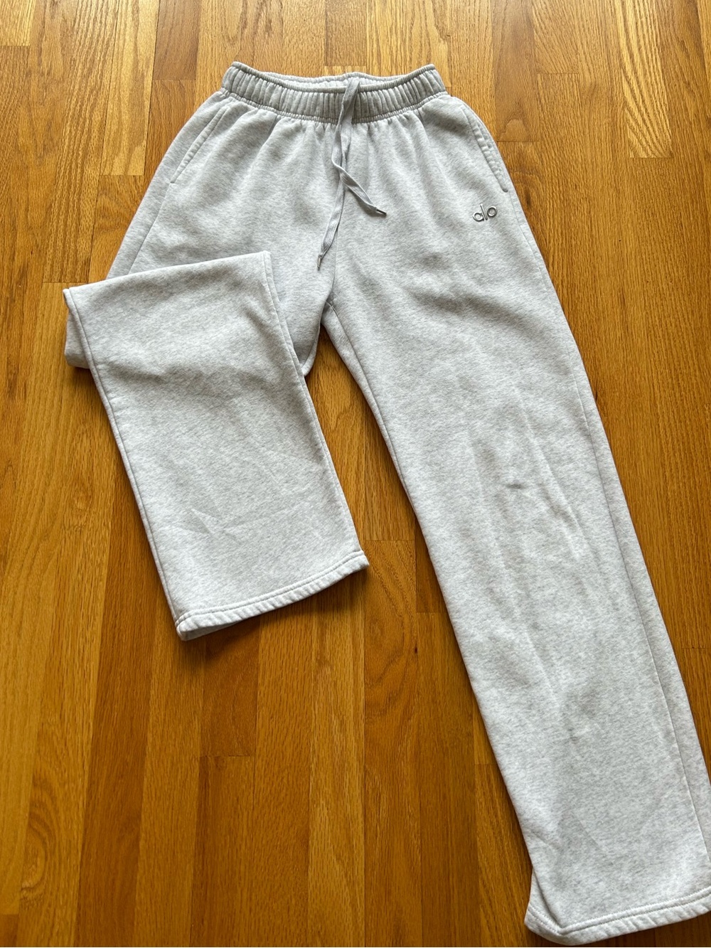 Alo sweatpants